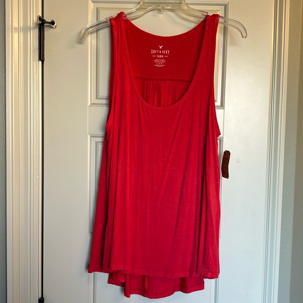 Women’s large American Eagle Red tank